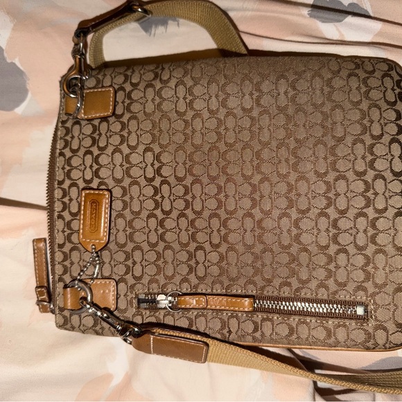 Coach Vintage Y2K Crossbody Bag - Picture 5 of 6